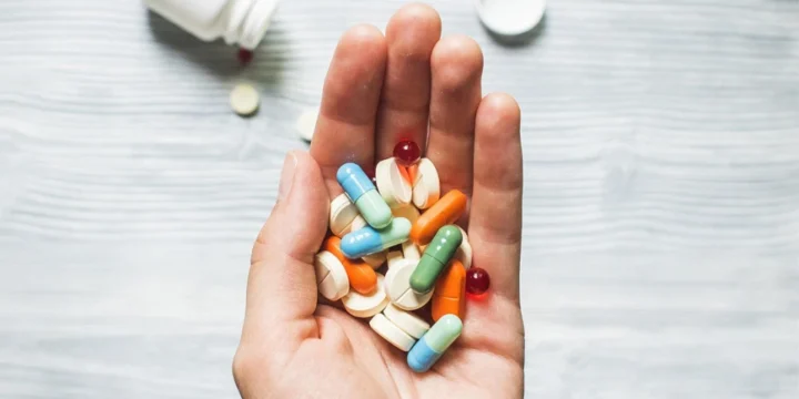 Всесвiтнiй тиждень обiзнаностi про стiйкiсть до протимiкробних препаратiв: як МОЗ посилюе нацiональну полiтику боротьби з антимiкробною резистентнiстю